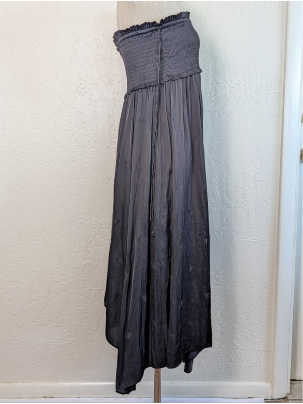 Ulla Johnson Strapless High Low Dress Skirt Black Smocked Embroidered Size 6 - Picture 9 of 13